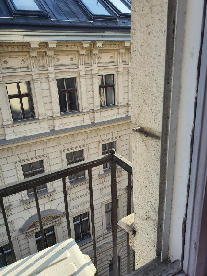 Central princess apartment Budapest Esterno foto